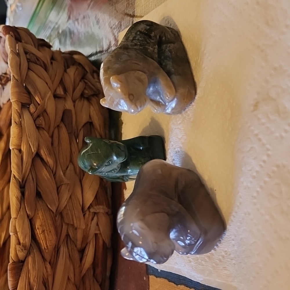 3 tiger crystals